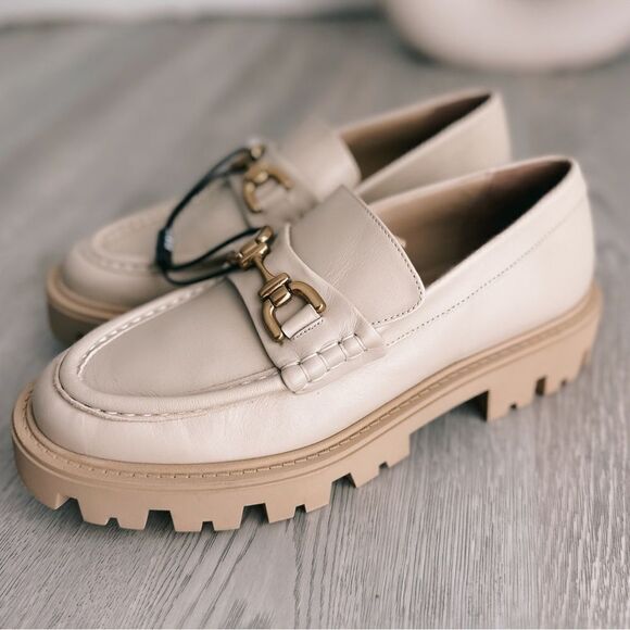 ZARA BUCKLE LEATHER LUG SOLE LOAFERS - Picture 9 of 10